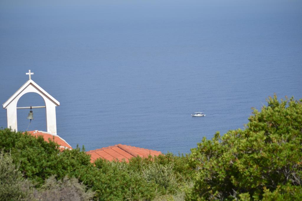 Captain Nikolas Holiday home